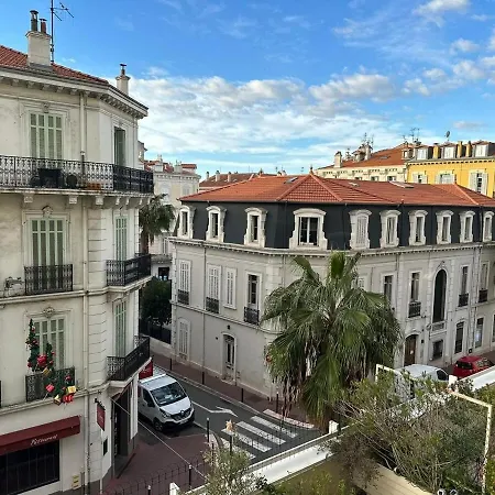 Centre Mimosas 1 Salon Διαμέρισμα *