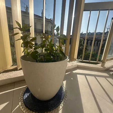 Apartament Centre Mimosas 1 Salon